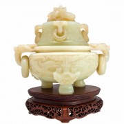 Serpentine (Chinese Jade) Incense Burner.. Click for more information...