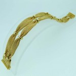 18ct Gold Bracelet. Click for more information...