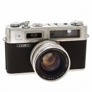 Yashica. Electro 35 Rangefinder Camera. s/n 7127242. Click for more information...