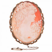 9ct Gold Cameo Brooch. Click for more information...