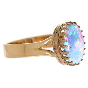 18ct Gold Solid Australian 1.59 carat Opal Ring. Click for more information...