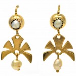 18ct Gold Pearl Drop Earrings. Click for more information...